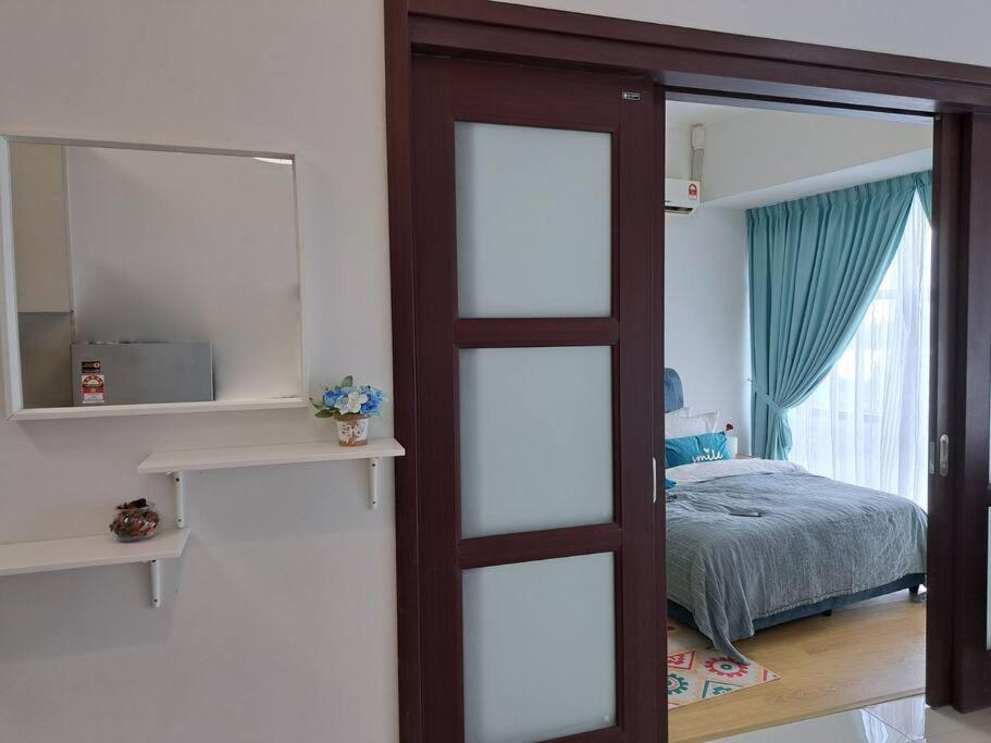 Cozy Home Country Garden At Dangabay Of Jb, Free Wifi And Streaming Johor Bahru Exterior photo