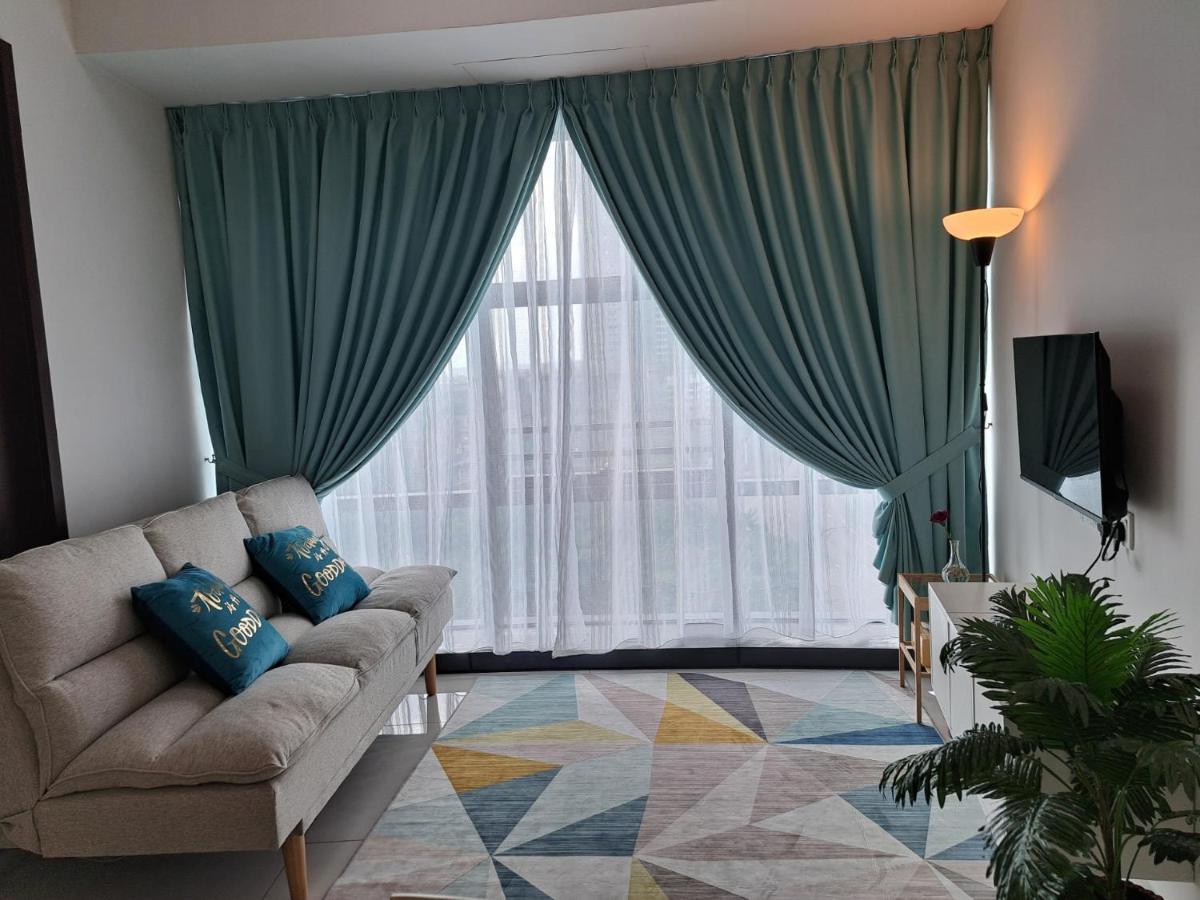 Cozy Home Country Garden At Dangabay Of Jb, Free Wifi And Streaming Johor Bahru Exterior photo