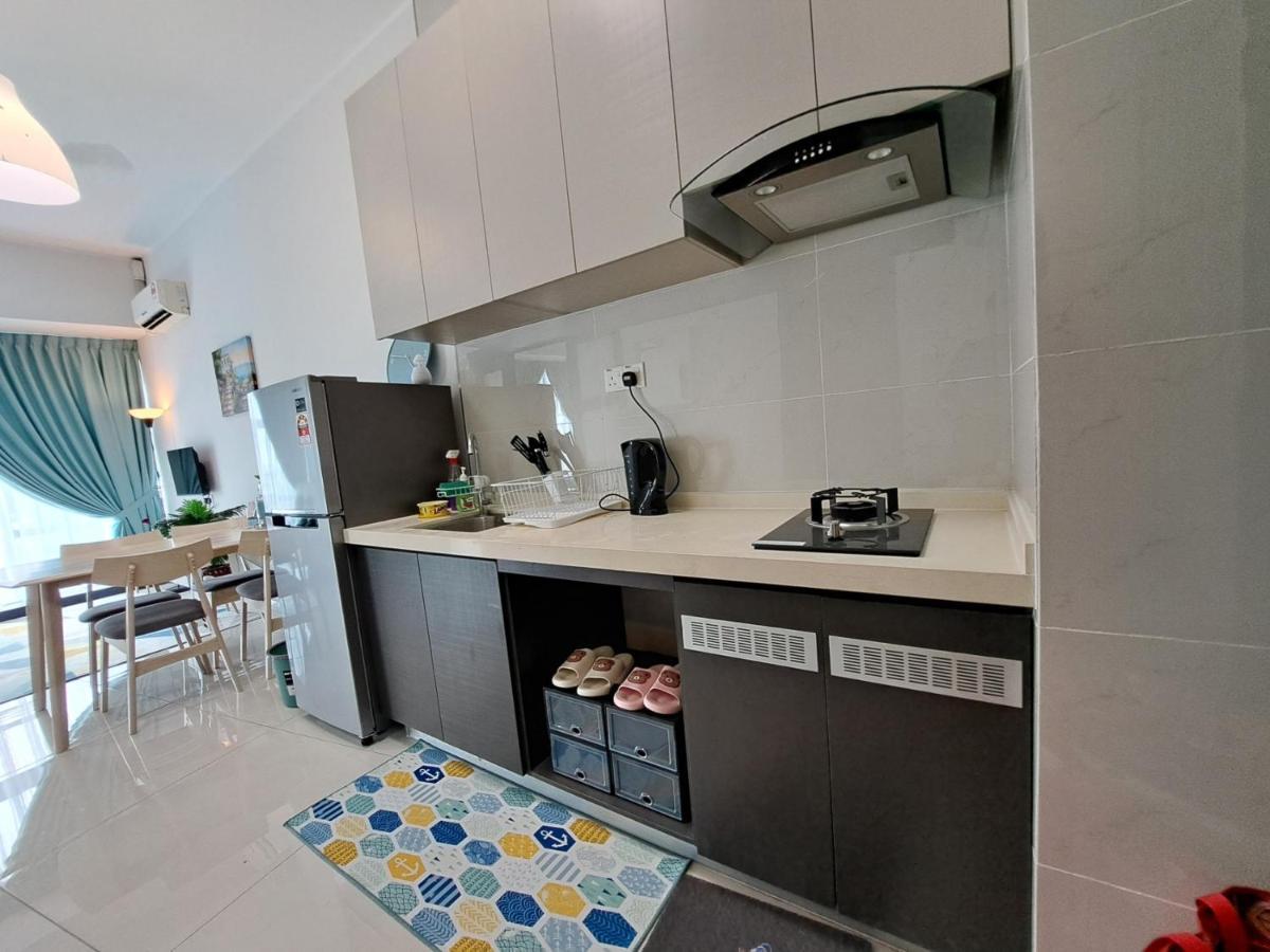 Cozy Home Country Garden At Dangabay Of Jb, Free Wifi And Streaming Johor Bahru Exterior photo