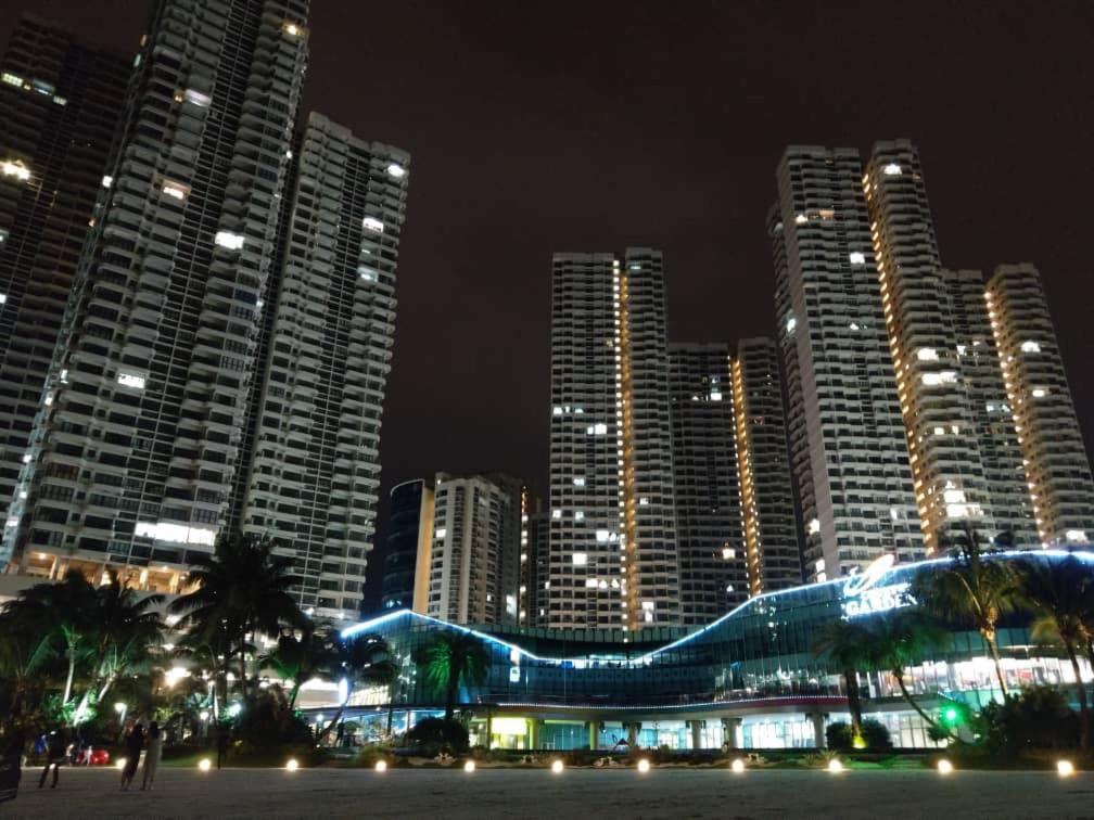 Cozy Home Country Garden At Dangabay Of Jb, Free Wifi And Streaming Johor Bahru Exterior photo